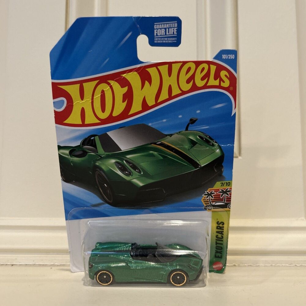 Hot Wheels 17 Pagani Huayra Roadster Green #101 101/250 - 2026 Exoticars